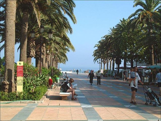 Nerja 1ª Linea De Playa De Burriana , Terraza Grande Al Mar Apartment Екстериор снимка